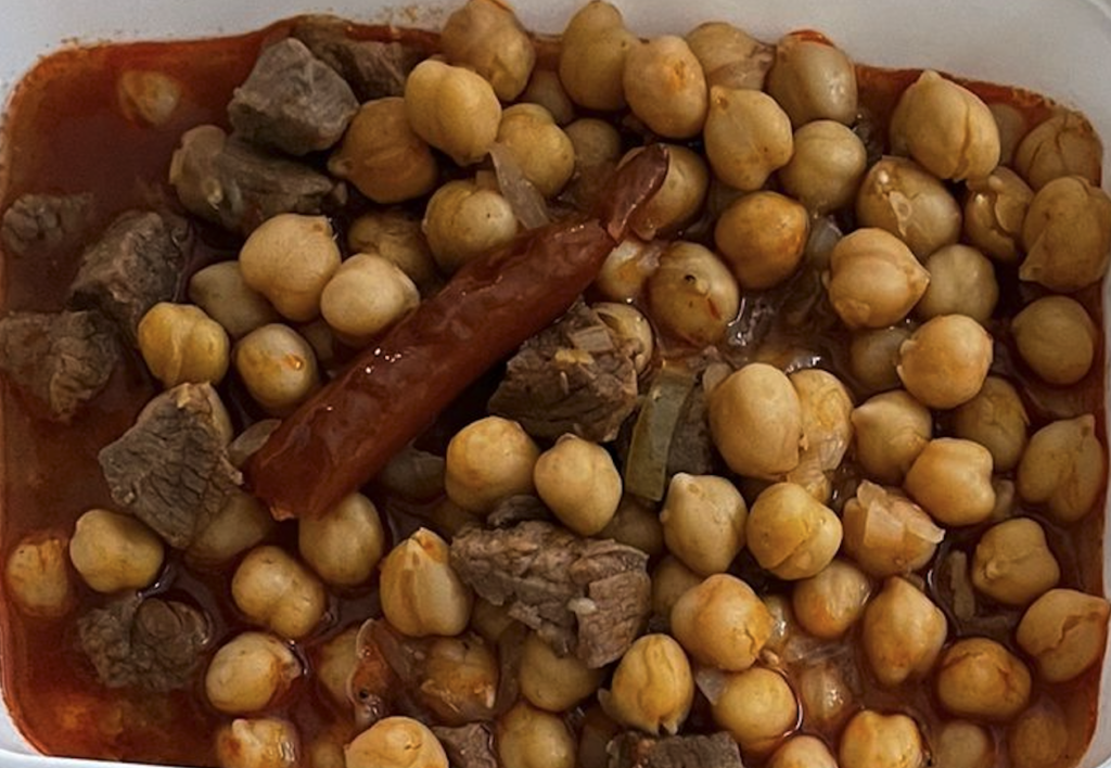 Kusbası Etli Nohut Yemegi