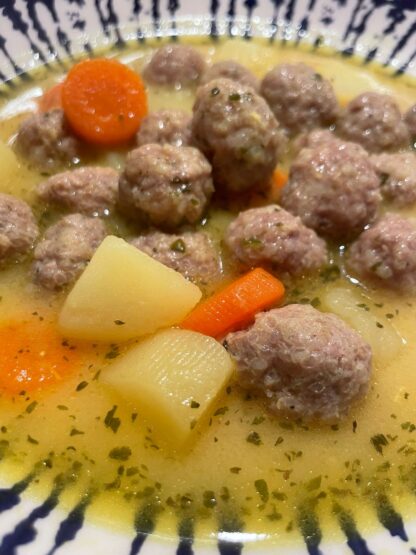 Ekşili Köfte (Sour Meatballs)